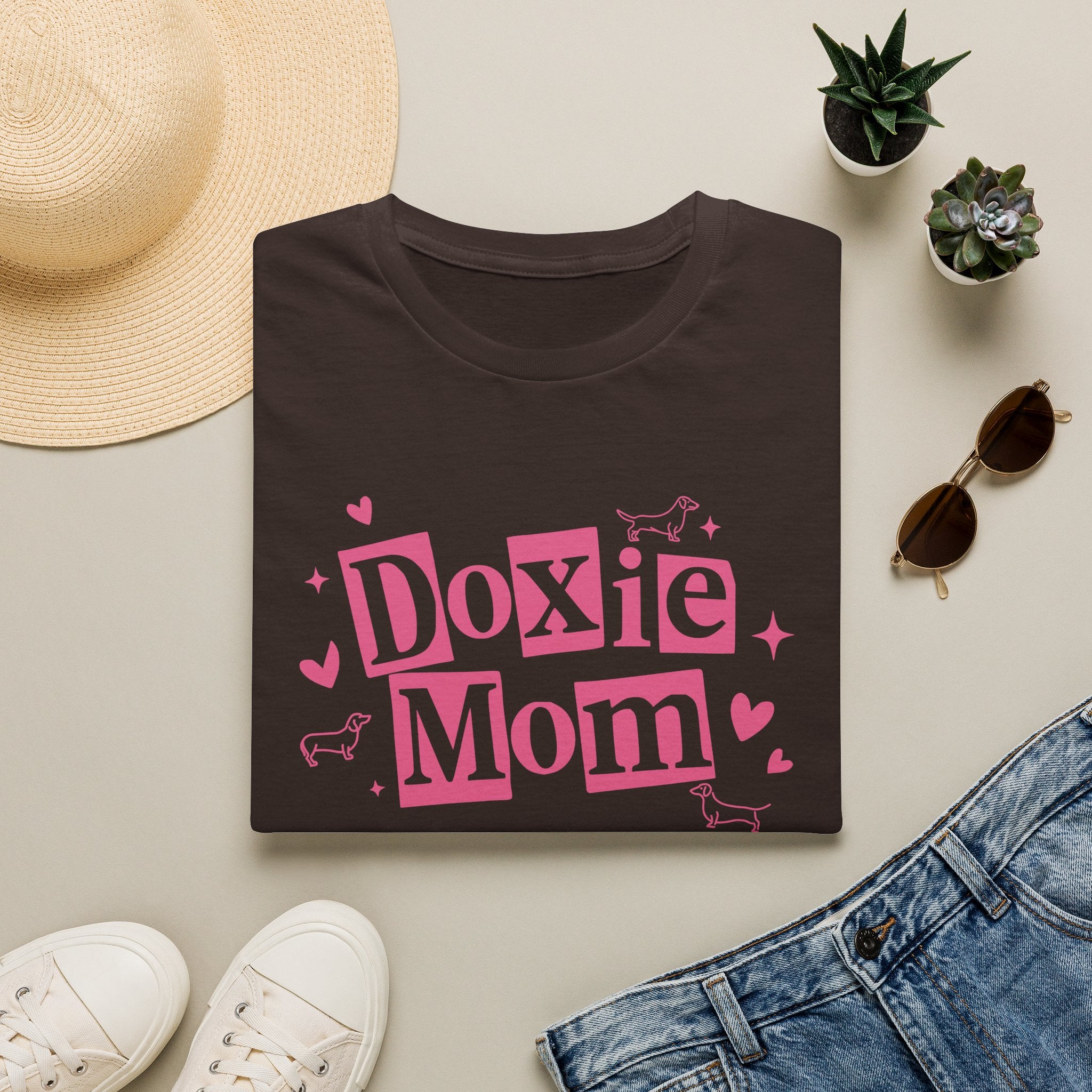 Doxie Mom T‑Shirt — Cute Pink Dachshund Mom Tee