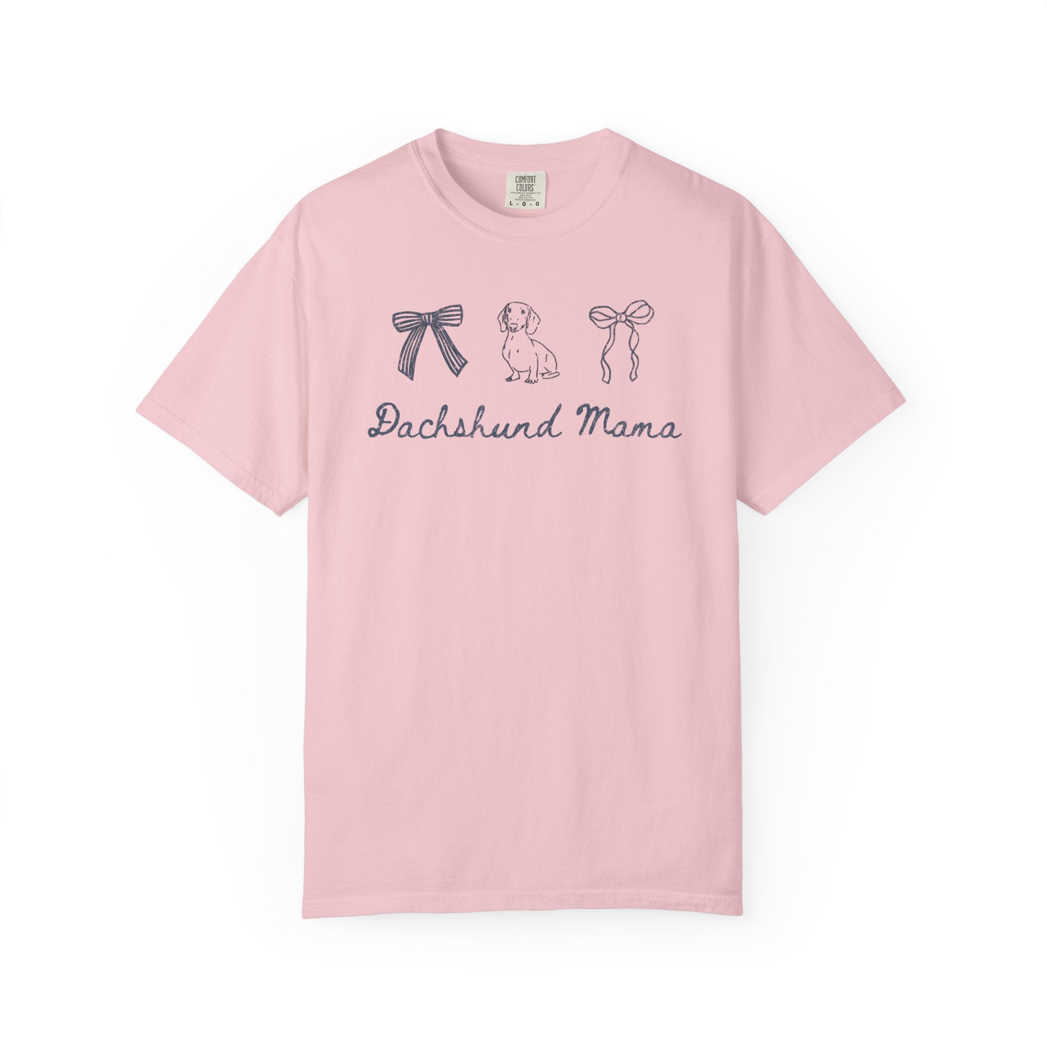 Dachshund Mama T-Shirt — Cute Paw Print & Bows Tee for Dog Lovers