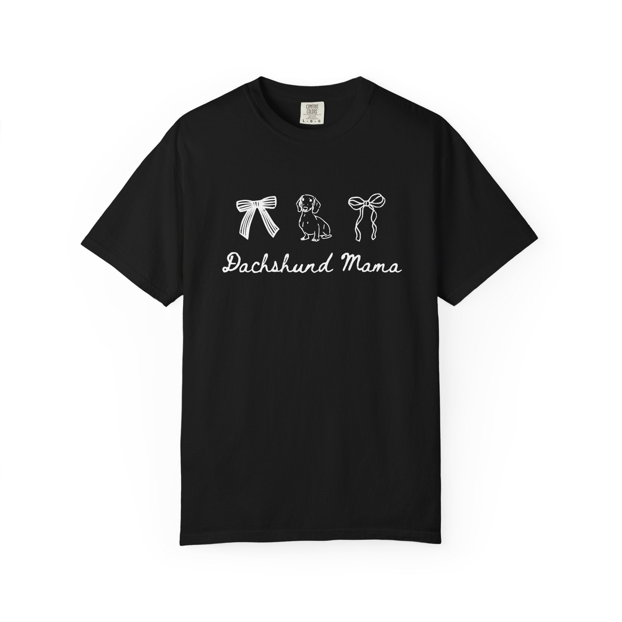 Dachshund Mama T-Shirt — Cute Paw Print & Bows Tee for Dog Lovers